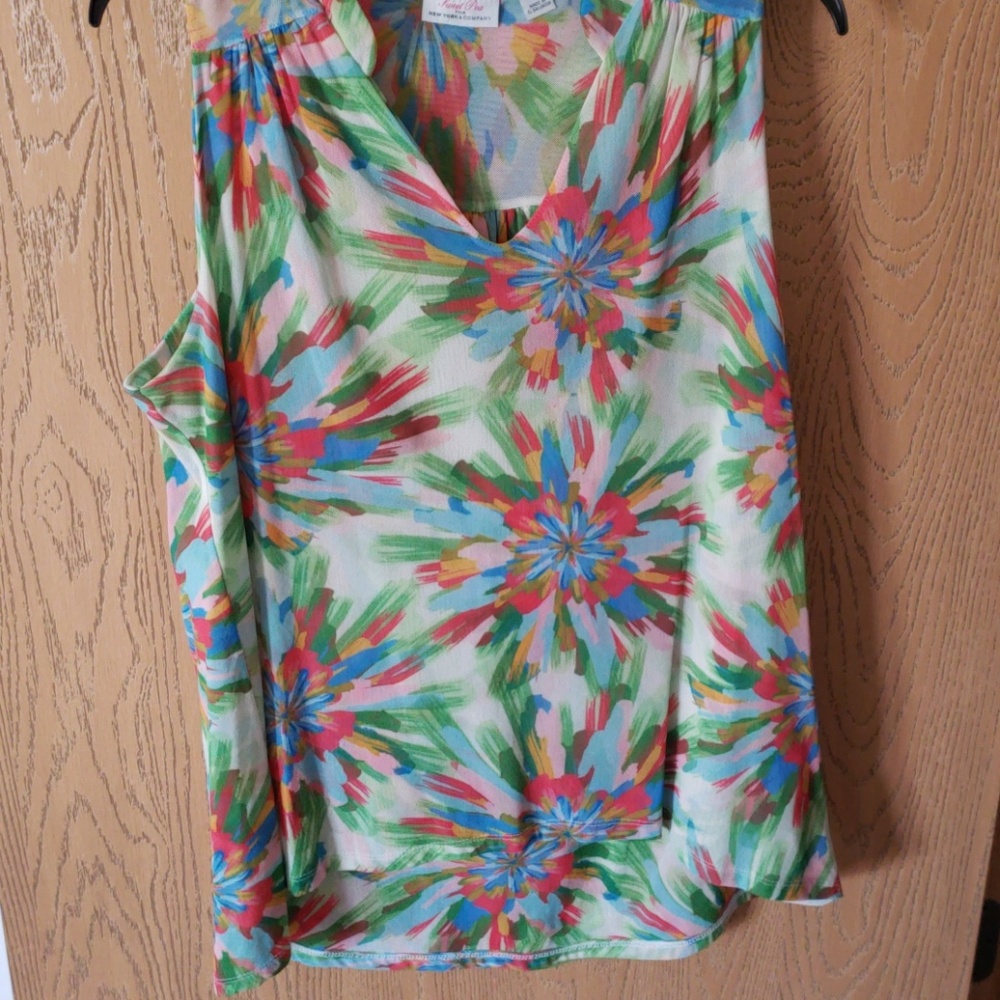 Sweet Pea collection top